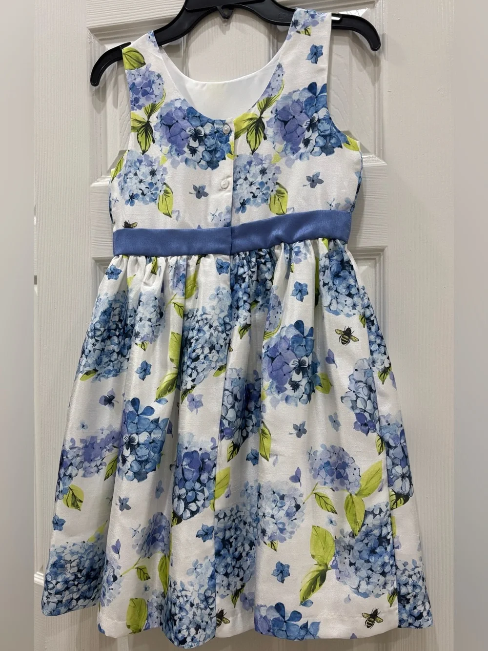 Gymboree White Dress with Blue Floral Print and Blue Sash Rose